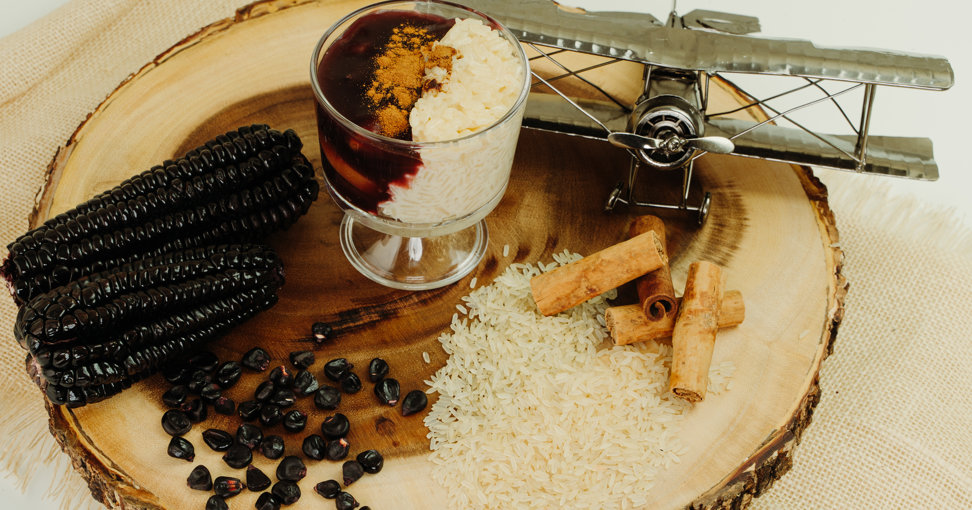 https://peruexplorereusdev.blob.core.windows.net/media/articles/arroz-con-leche-y-mazamorra-morada/arroz-con-leche-y-mazamorra-morada.jpg