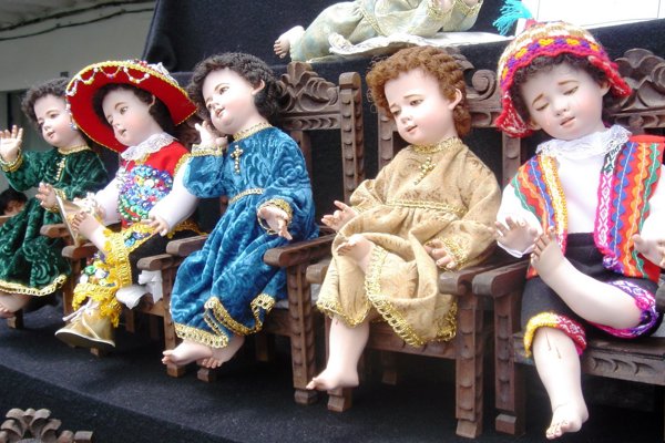 Thumbnail for Manuelito, el Niño del Cusco que pinta los colores de su tierra